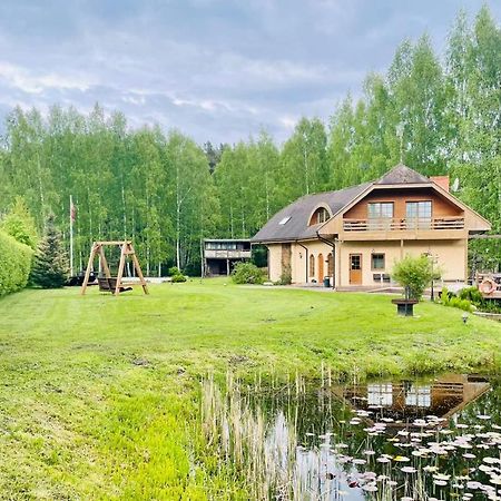 Piejuras Nams Hotel Ķesterciems Kültér fotó