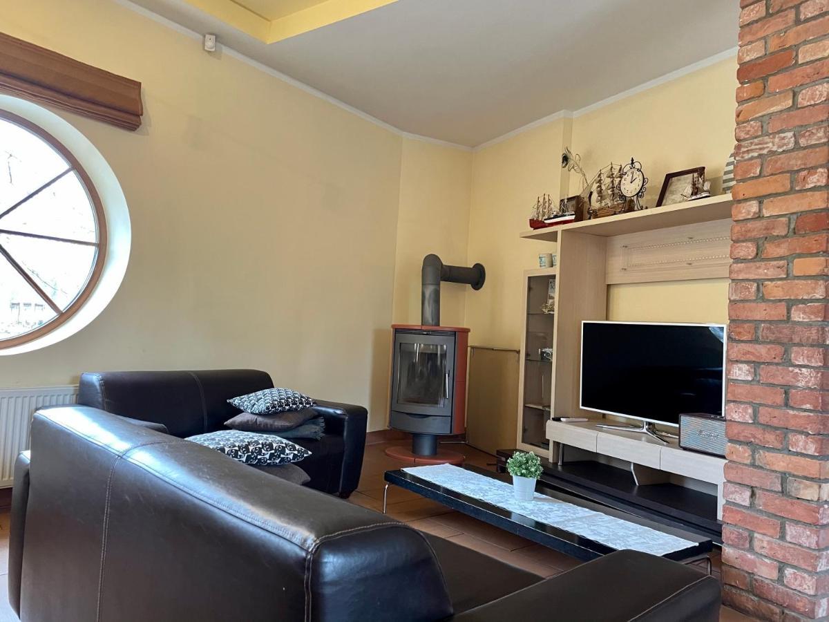 Piejuras Nams Hotel Ķesterciems Kültér fotó